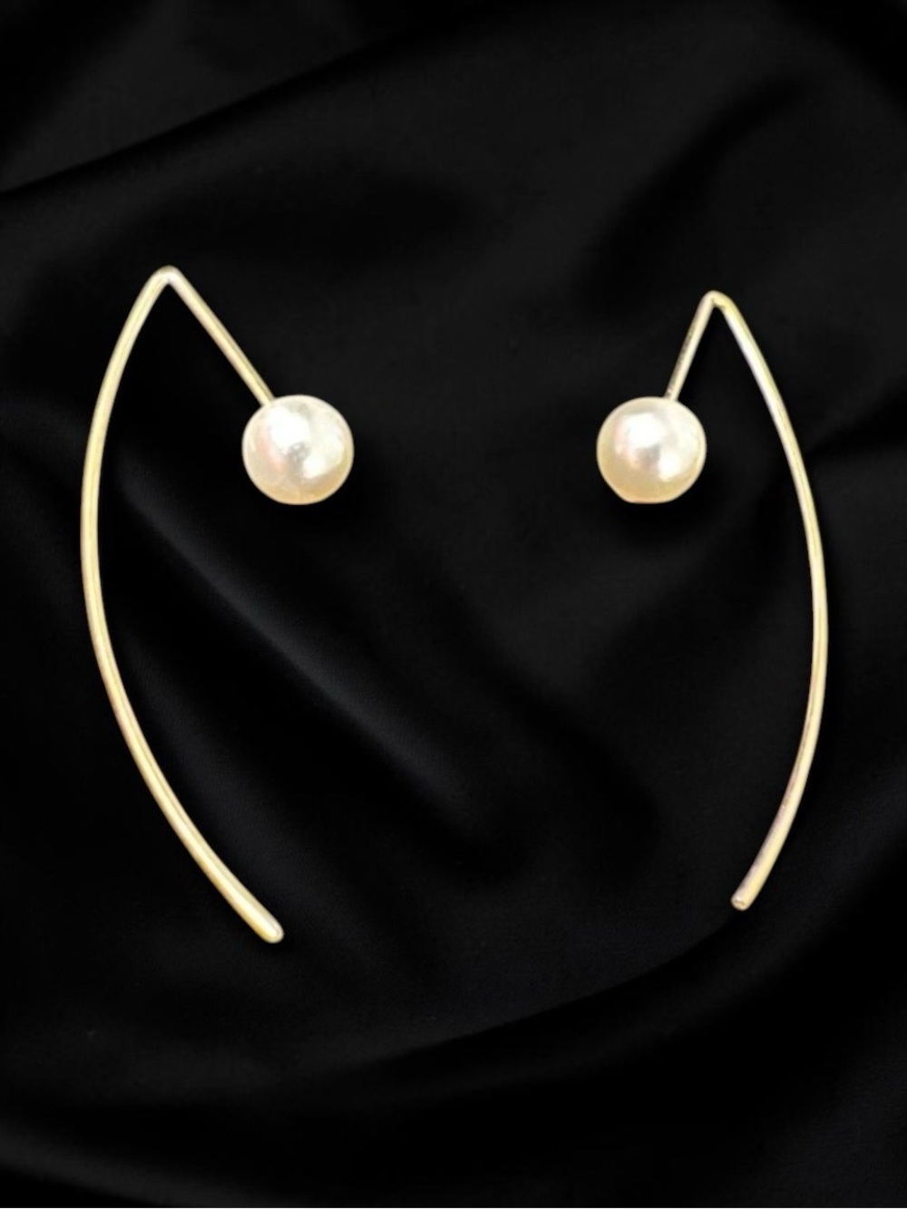 Elegant Gold Pearl Drop Earrings